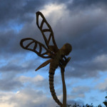 Dragonfly, wood sculpture, by Dave Roberts, i the Garden 28 May 2015 (Living Field)